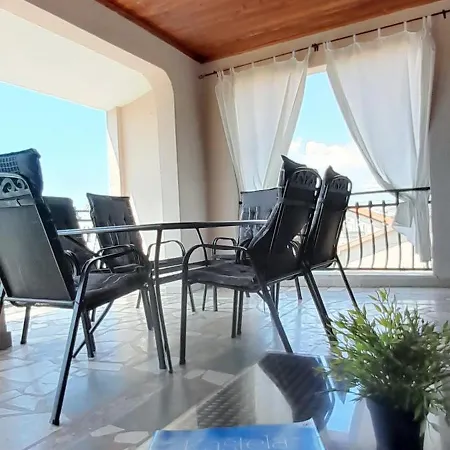 Roso Apartman *